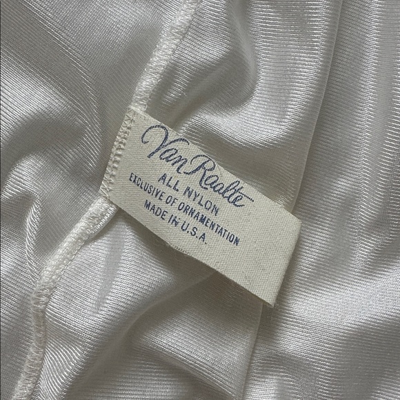 1960s Vtg Van Raalte Lace Coquette Romantic Long Sleeve Ivory Nightgown 34 Bride - Picture 7 of 12